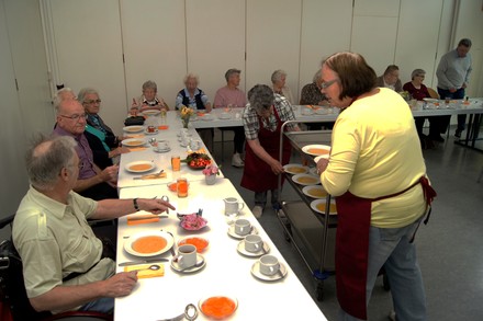 Das Essen wird serviert