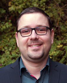 Herr Markus Kopp (Verwaltungsleiter/stv. Geschäftsführer); Tel. 07135/9861-20; Fax: 07135/9861-29; E-Mail: markus.kopp@diakoniestaton-brackenheim.de
