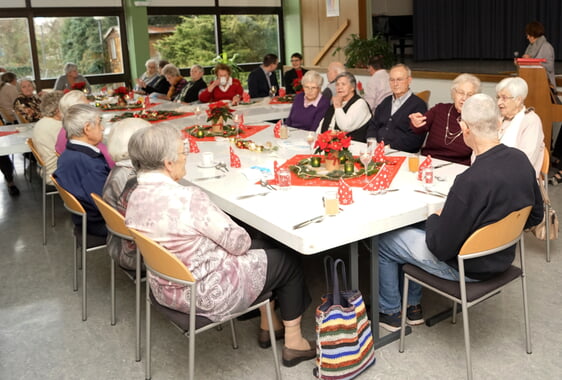 Adventlicher Mittagstisch im "Konrad-Sam-Gemeindehaus"