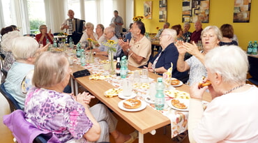 Musikalischer Start in den Herbst im Gartenhof